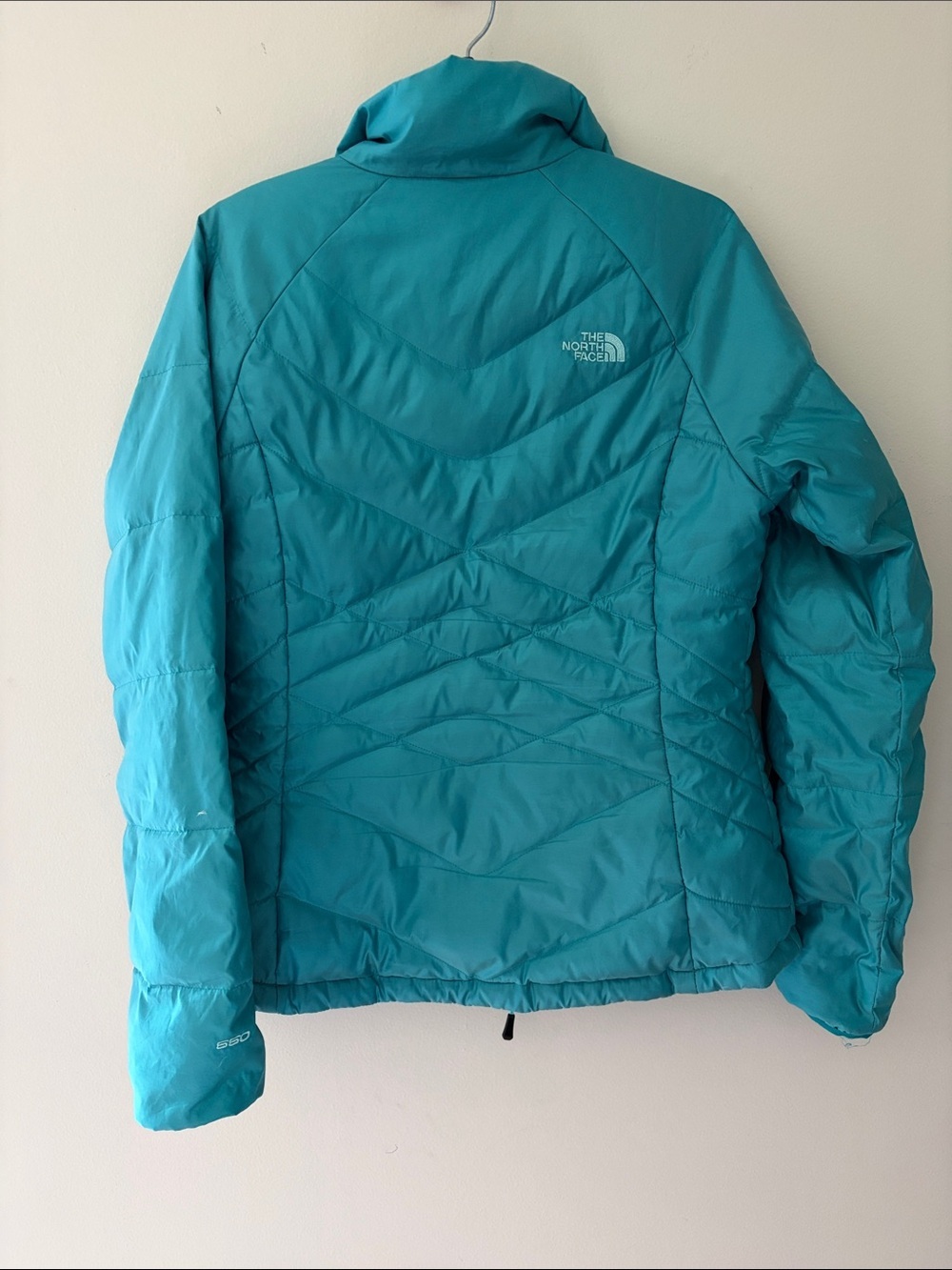 The North Face Women's Teal 550 Puffer Jacket - Picture 13 of 16